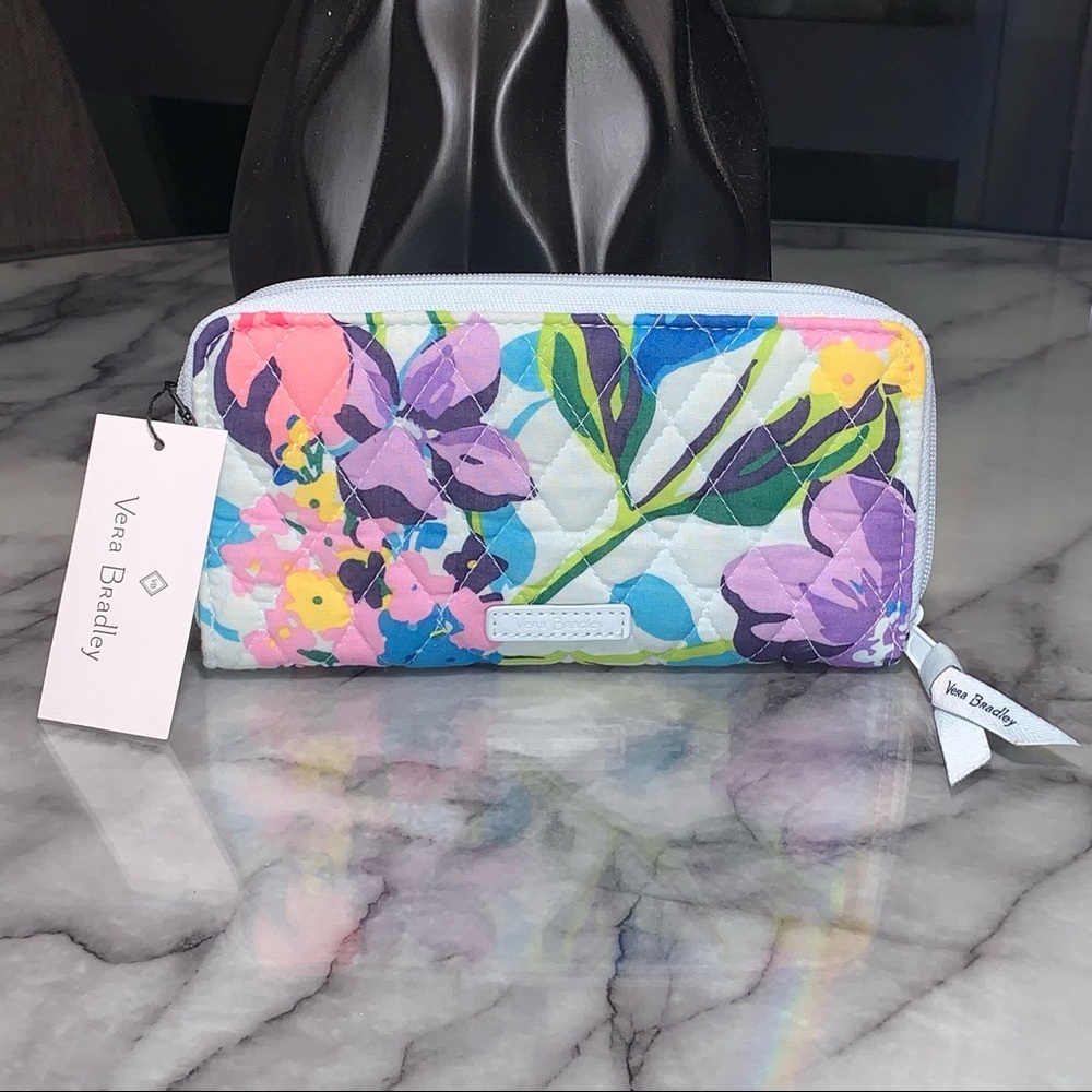RFID Accordion Wallet in "Marian Floral" by Vera Bradley - NWT